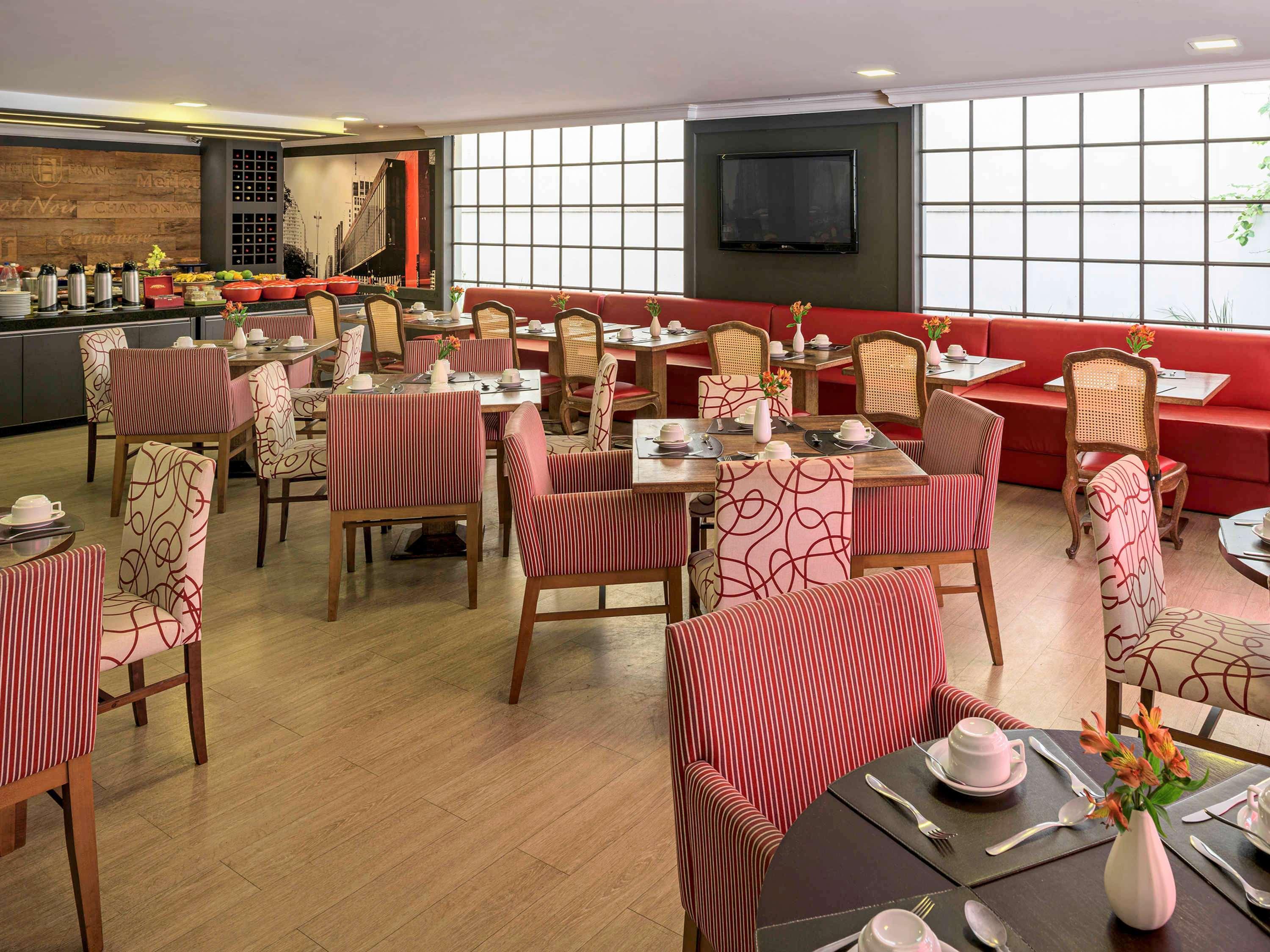 酒店 Mercure Alamedas 4*